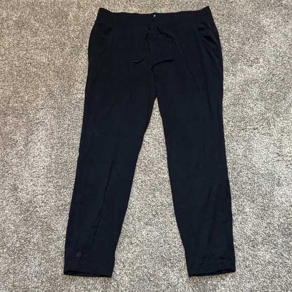 Athleta Pants - Women’s Athleta Powervita Black Ankle Pant With Stretch Waist Size Large Workout